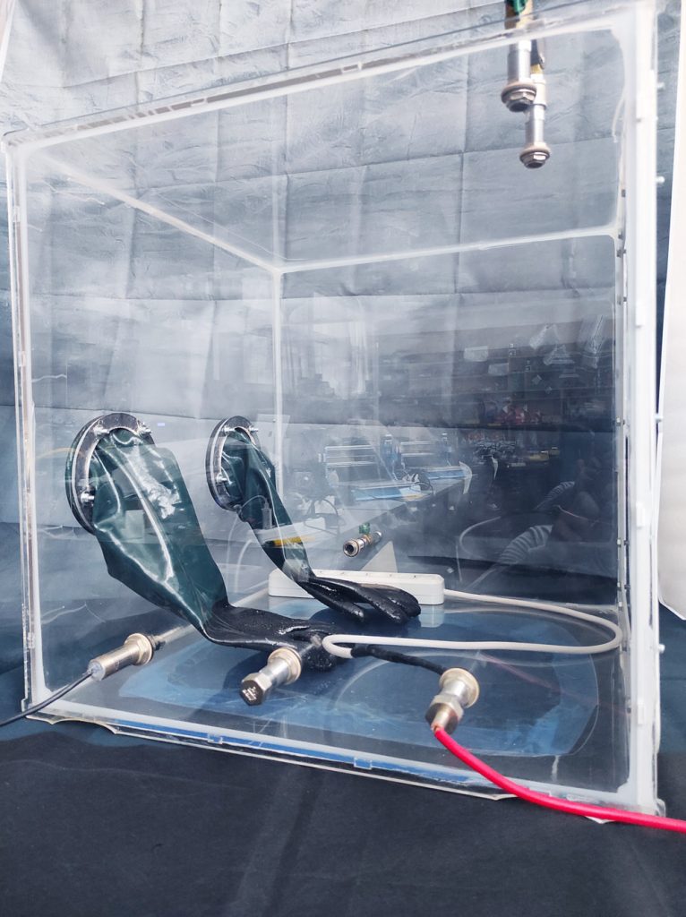 vert-sealed-chamber-2-766x1024.jpg