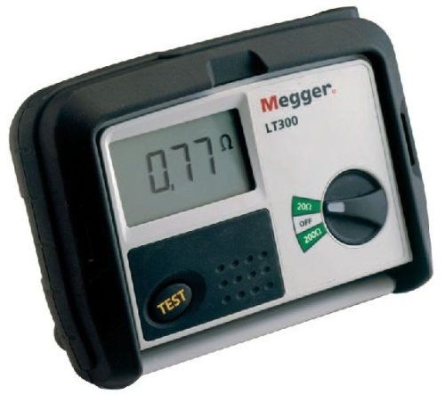 LT300-EN-00 Мегаметр