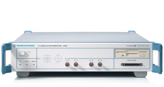 Генератор AMIQ Rohde & Schwarz