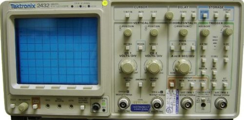 2432 Цифровой осциллограф Tektronix