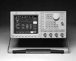 Генератор сигналов произвольной формы AFG2020 Tektronix