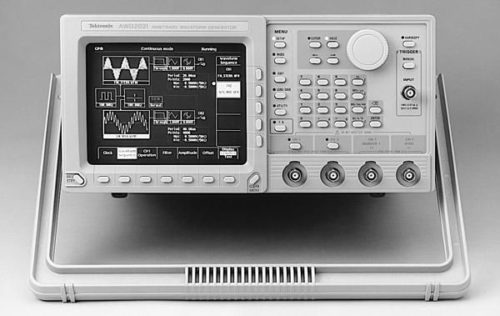 Генератор сигналов произвольной формы AWG2021 Tektronix