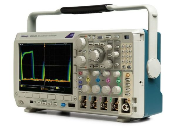 MDO3104 Tektronix Mixed Domain Oscilloscope