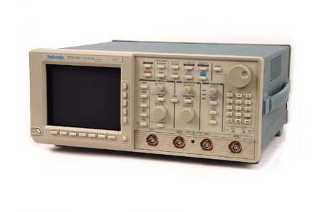 Цифровой осциллограф Tektronix TDS580D