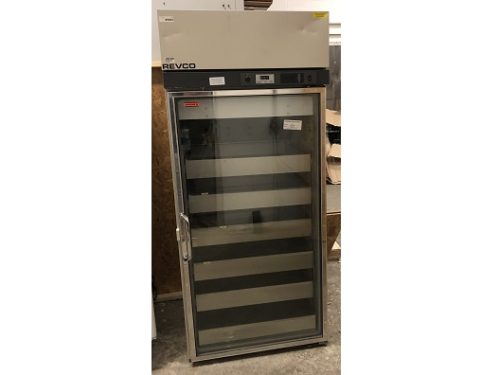 Холодильник Revco REL3004A20