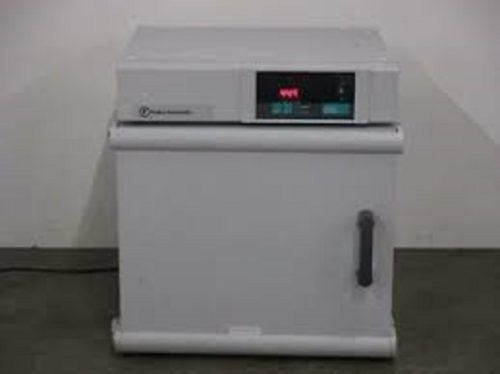 Инкубатор Fisher Scientific 11-690-550D