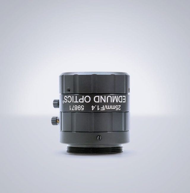 Edmund Optics C-Mount 2/3 25mm f/1.4 (серия C)