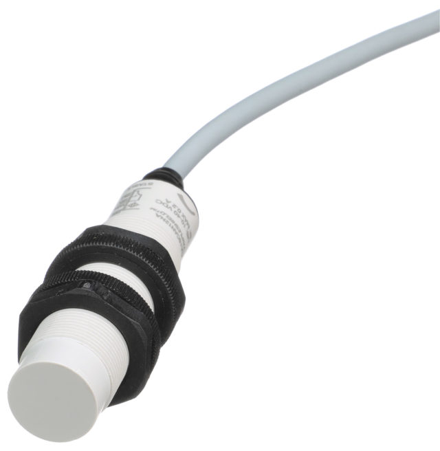 Бесконтактный переключатель Carlo Gavazzi CA18CAN/CAF