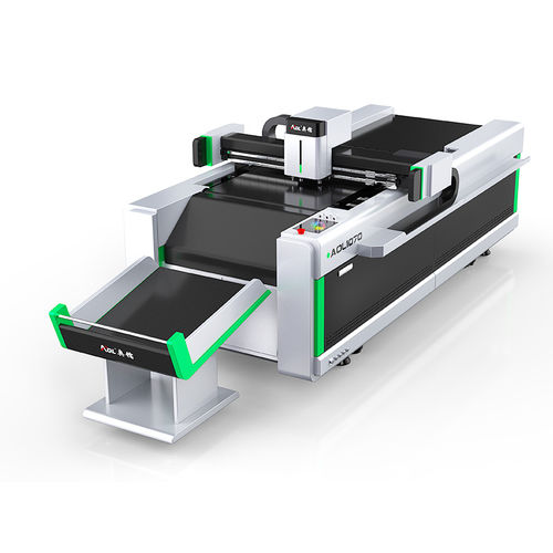 PVC cutting plotter 1070Plusfor foamfor paper and cardboardCNC