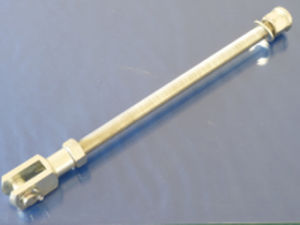 Clamping screw cylindrical head