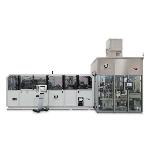 Stretch blow molding machine MIPET COMBIfor the food and beverage industry