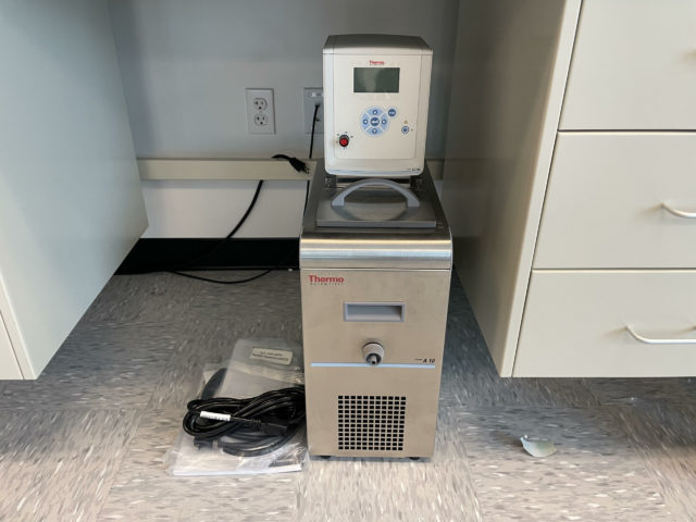 Thermo Scientific HAAKE A10 Circulating Chiller — изображение 2