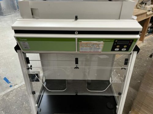 Вытяжной шкаф Erlab Captair Flex M 391