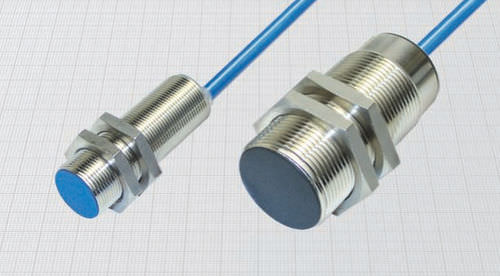 Inductive proximity sensor DCL18-30...A seriescylindricalthreadedIP67