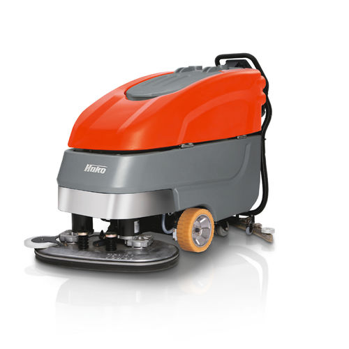 Поломоечная машина с мотоблоком Scrubmaster B90 CL seriesна аккумуляторе