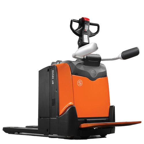 Electric pallet truck BT Levio LPE220platform24 V