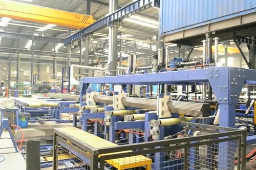 Tube packaging line automatic