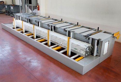 Горизонтальная упаковочная машина орбитально-автоматическаяполуавтоматическая