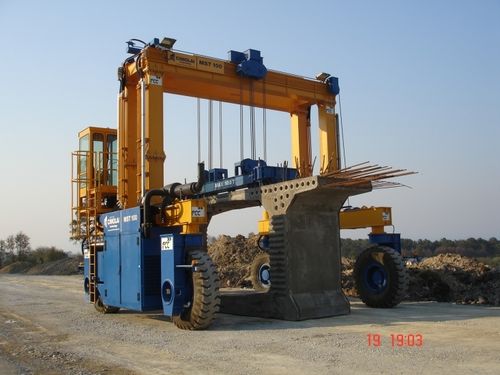 Кран козловой на резиновых колесах MST 100 - 22для специального применения