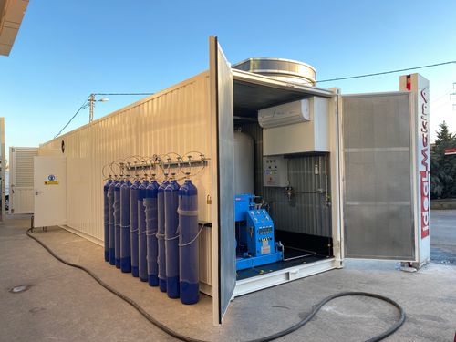 Oxygen cylinder filling station cylindergasoxygen