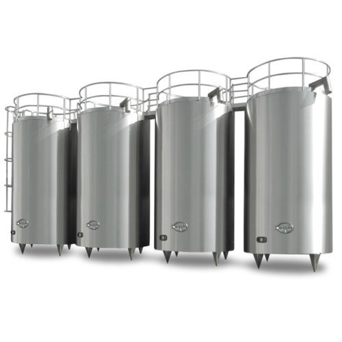 Storage tank receptionfor milkstainless steel