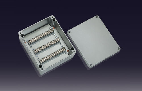 Настенная клеммная коробка BC-AL-45P3 IP66IP67IK 08