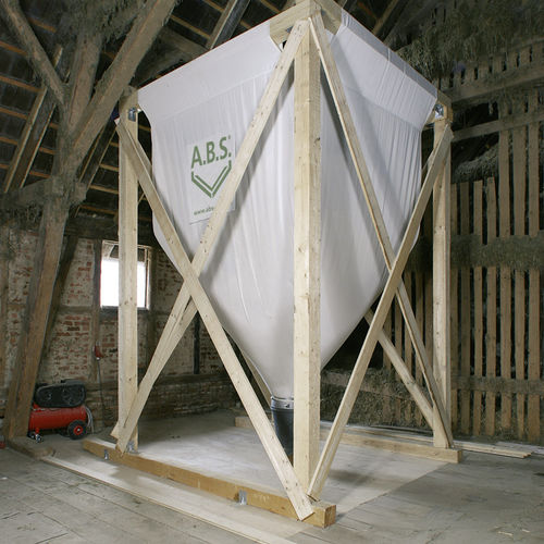 Flexible silo for grain