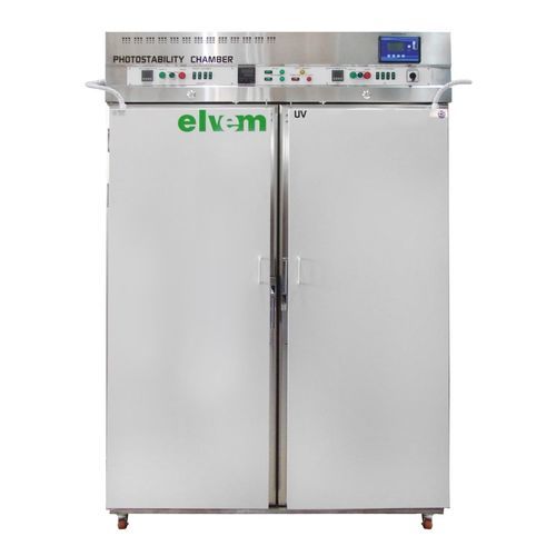 Photostability test chamber coolingheatingon casters