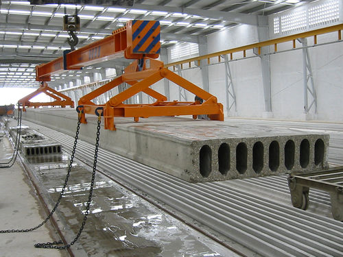 Concrete slab lifting clamp for beamsblockstone