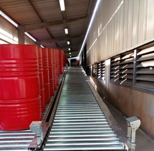Roller conveyor chainfor palletsfor boxes