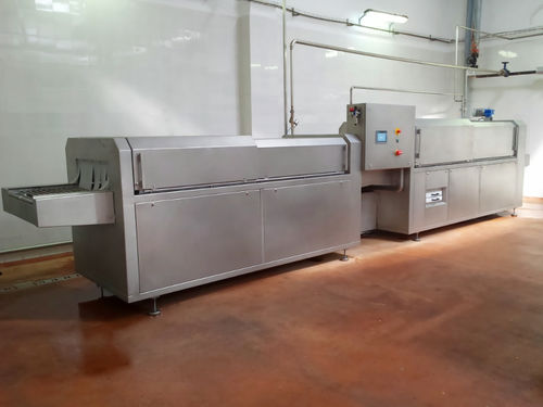 Brush food washing tunnel cheeseautomaticwith belt conveyor