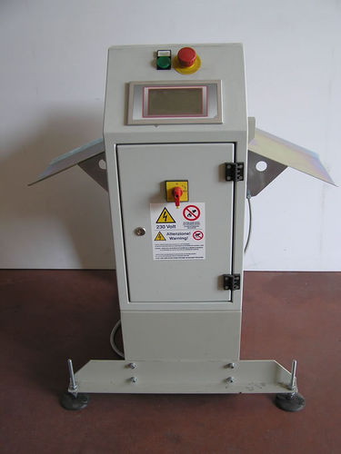 Control checkweigher for packagingfor the packaging industrywith touchscreen controls