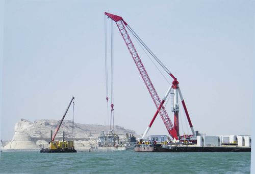 Barge crane DRC 200derrickfor offshore applicationsship loading