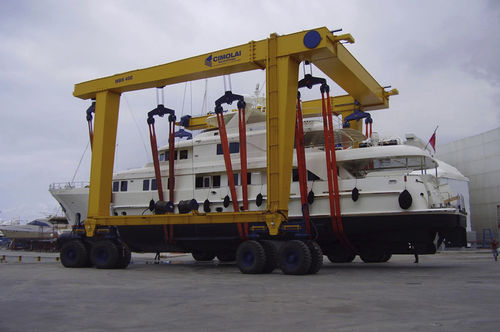 Travel lift MBH 400t - 5