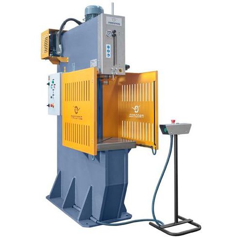 Hydraulic press PCC-60formingpunchingbending
