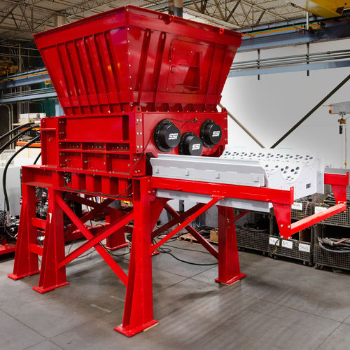 Трехвальный измельчитель Tri-Shear® T160металлотвердых и сыпучих отходовс высоким крутящим моментом