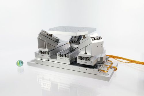 Многоосная система нанопозиционирования SMARPOD P-SLC-24гексаподкомпакт