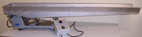 Вибрационный питатель порошков электромагнитный непрерывного действия серии CVEM