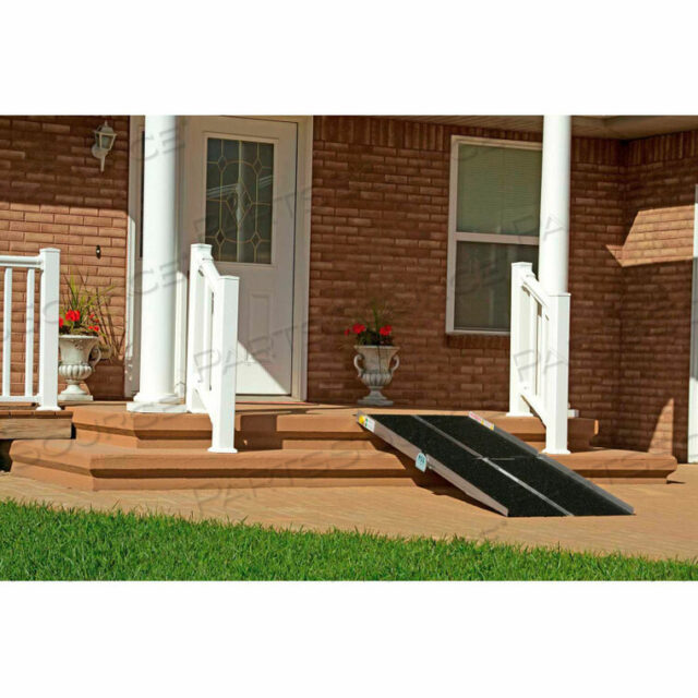 OEM#: WCR730MULTIFOLD RAMP - 7L X 30W - 800 ФУНТОВ. ЕМКОСТЬ от Prairie View Industries Inc.