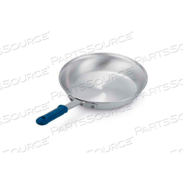 OEM#: 4008WEAR-EVER FRY PAN WITH NATURAL FINISH INTERIOR, 10 GAUGE, 5-3/4 BOTTOM DIAMETER by Vollrath