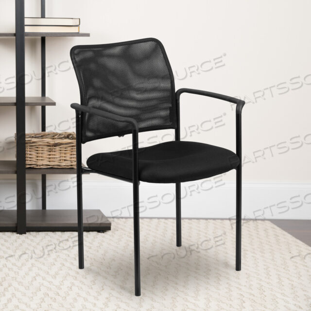 OEM#: GO-516-2-GGJANA КОМФОРТНЫЙ ЧЕРНЫЙ СЕТЧАТЫЙ ШТАБЕЛИРОВАННЫЙ СТАЛЬНОЙ БОКИЙ КРЕСЛО С ПОДЛОКОТНИКАМИ от Flash Furniture