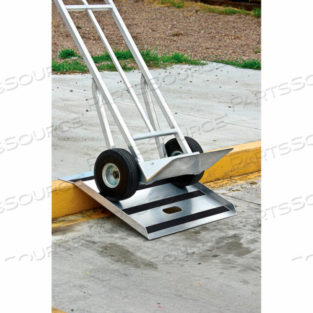 OEM#: 50172АЛЮМИНИЕВЫЙ БОРДЮР И ПОРОГ ГРУЗОПОДЪЕМНОСТЬЮ 750 ФУНТОВ от New Age Industries